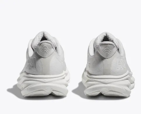 Women's Hoka Clifton 9 white / white