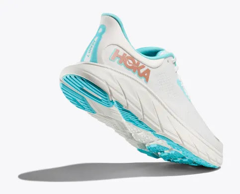 Women's Hoka Arahi 7 frost / rose gold