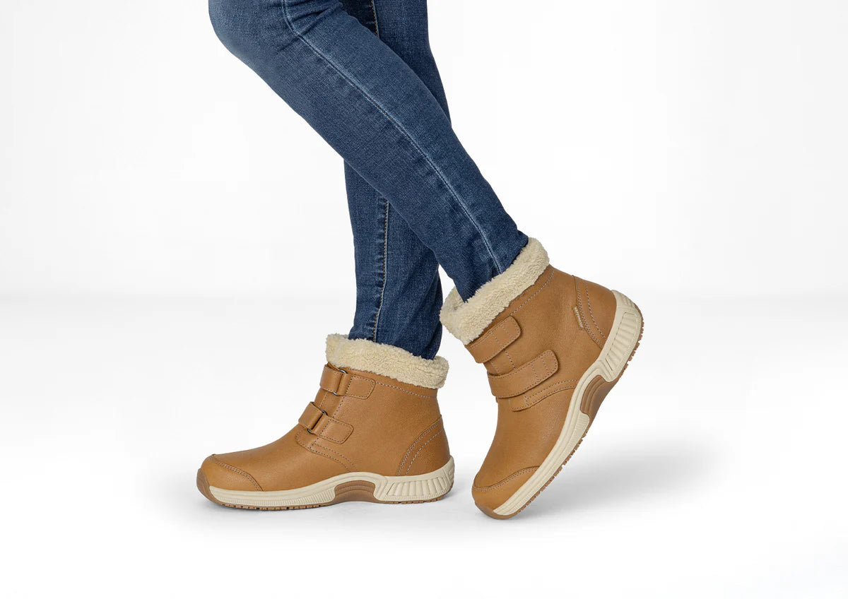Women's Orthofeet Florence Waterproof Boot Camel