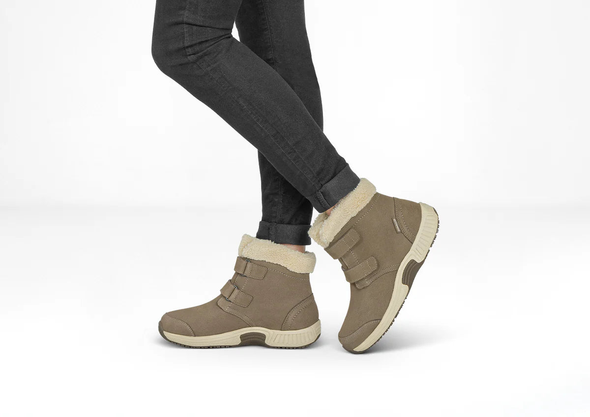 Women's Orthofeet Florence Waterproof Boot Taupe