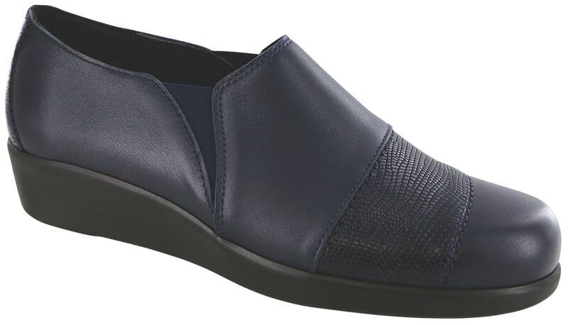 Women's SAS Nora Slip On Loafer 3570-011 Navy