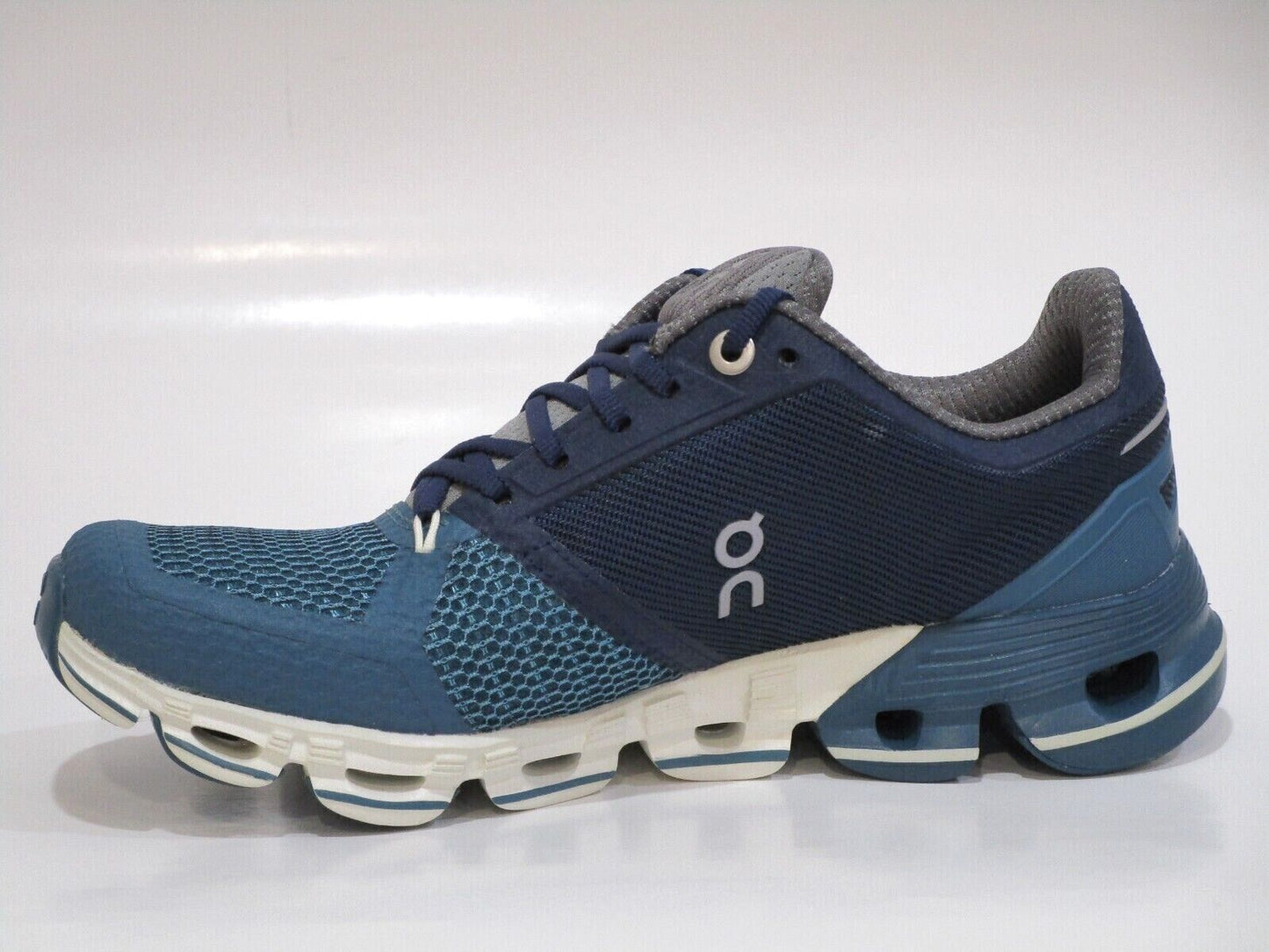 Women's On Running Cloudflyer 11.4418 Storm/White