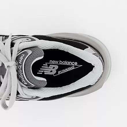 Women's New Balance W990GL6 Black